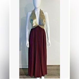 *SAMPLE SHERI BODELL MAROON SILK SILVER METAL MESH HALTER OPEN BACK GOWN DRESS S